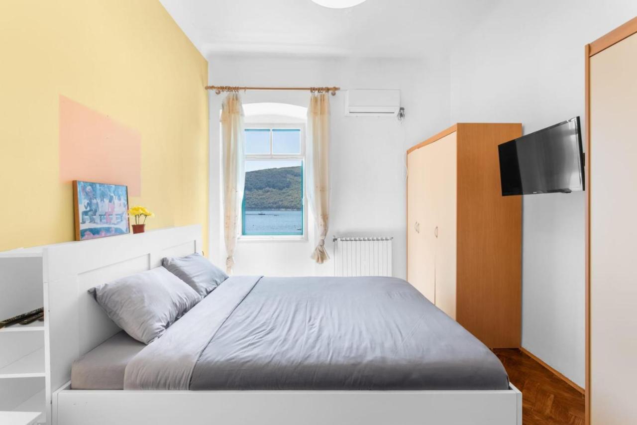 Apartmani Ella Rabac Exterior photo